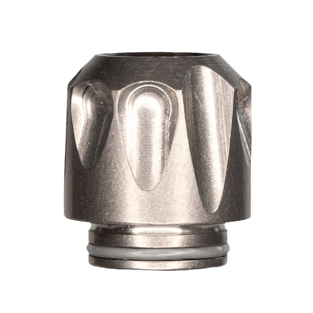 The VonG (i): Titanium - Image 9
